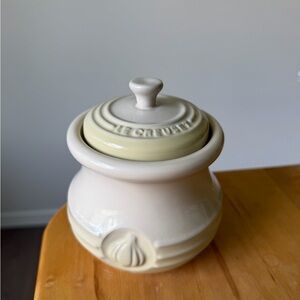Le Creuset Garlic Keeper